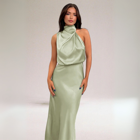 Glamouröses Satinkleid mit Neckholder